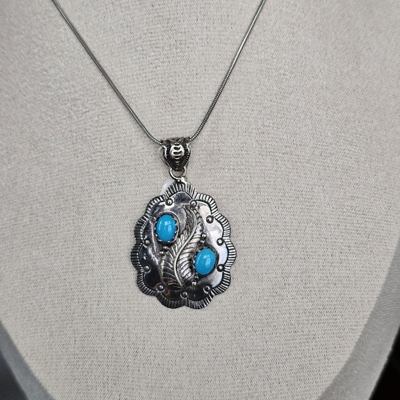 Estate Jewelry - Native American Style Sleeping Beauty Necklace in Sterling Silver NWT!